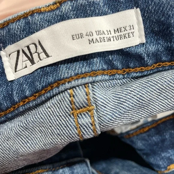 Zara Men's Distressed Blue Skinny Jeans - Picture 3 of 4